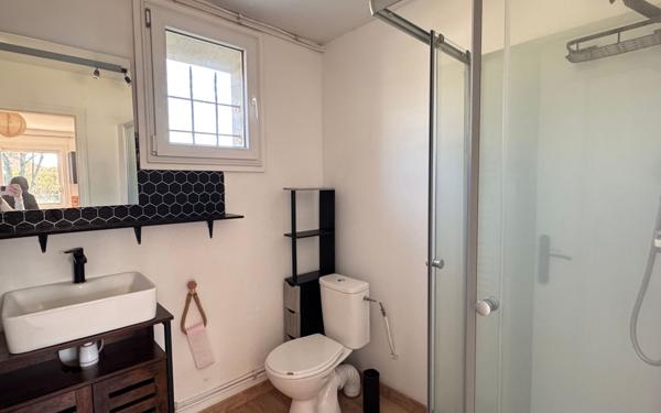 Appartement à louer    2 pièces •  Cour-et-Buis