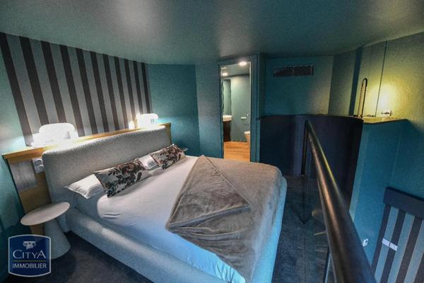 Immeuble à vendre 208m²