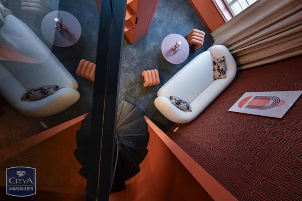 Immeuble à vendre 208m²