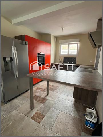 Trois Habitations avec entrée indépendante