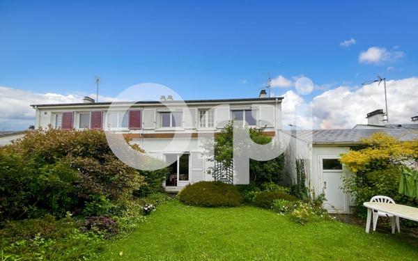 Maison à vendre    6 pièces •  Senlis