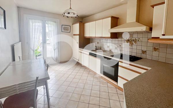 Maison à vendre    6 pièces •  Senlis