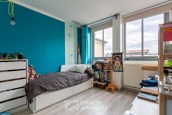 Entre loft et maison, un lieu de vie unique aux portes de Lyon