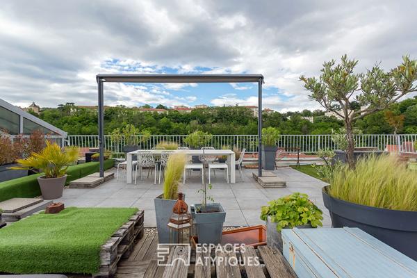 Entre loft et maison, un lieu de vie unique aux portes de Lyon