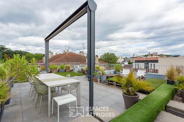 Entre loft et maison, un lieu de vie unique aux portes de Lyon