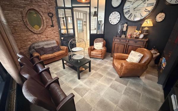 Maison à vendre    8 pièces • 362,47 m2 La Gorgue