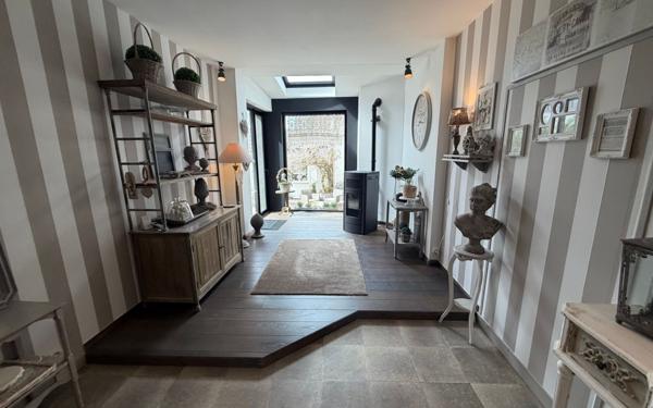 Maison à vendre    8 pièces • 362,47 m2 La Gorgue