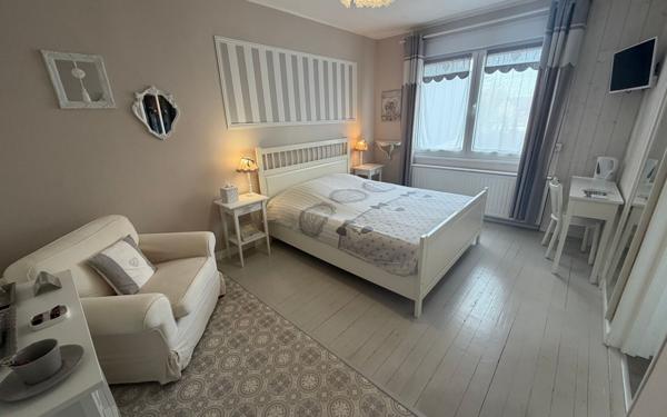 Maison à vendre    8 pièces • 362,47 m2 La Gorgue