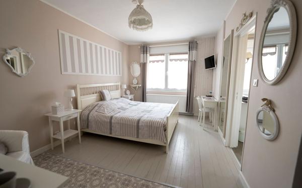 Maison à vendre    8 pièces • 362,47 m2 La Gorgue