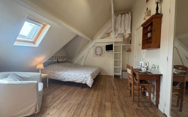 Maison à vendre    8 pièces • 362,47 m2 La Gorgue