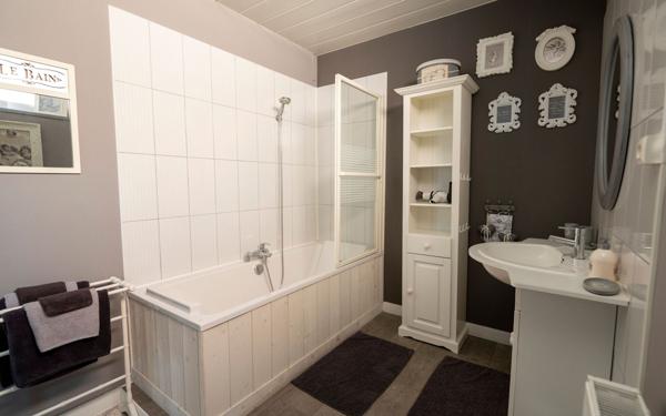 Maison à vendre    8 pièces • 362,47 m2 La Gorgue