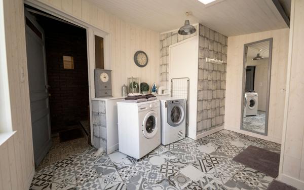 Maison à vendre    8 pièces • 362,47 m2 La Gorgue
