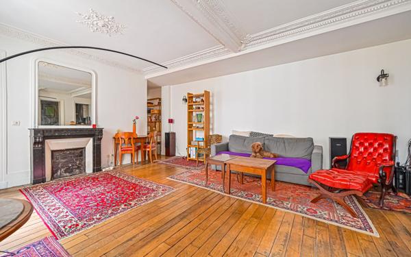 Appartement à vendre    2 pièces • 66,15 m2 Paris 10