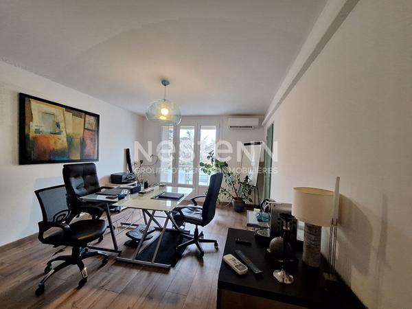 Appartement rénové Avignon 3 pièce(s) 54.69 m2 balcon et parking au 1er étage