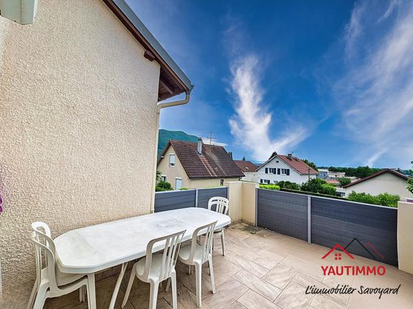 Annemasse (74100) Maison familiale 4 chambres avec sous-sol complet et terrain constructible à Annemasse – Idéale pour fron