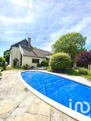 Maison 9 pièces de 340 m² à Enghien-les-Bains (95880)