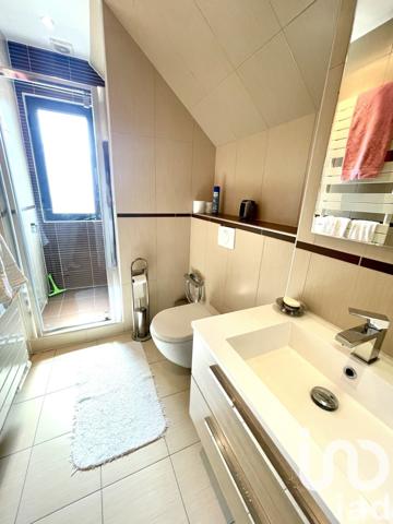 Maison 9 pièces de 340 m² à Enghien-les-Bains (95880)