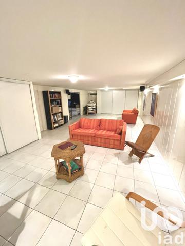 Maison 9 pièces de 340 m² à Enghien-les-Bains (95880)