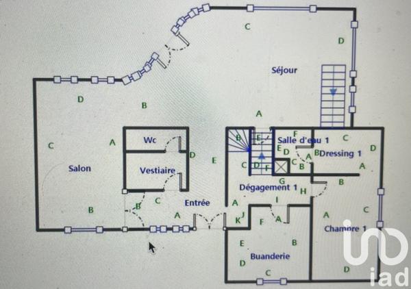 Maison 9 pièces de 340 m² à Enghien-les-Bains (95880)
