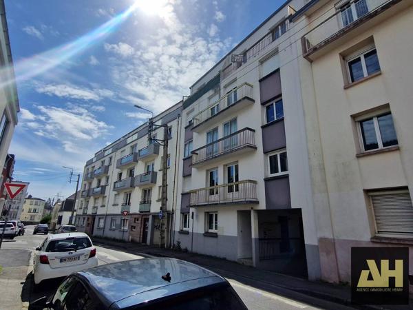 EXCLUSIVITÉ - BREST ST MARTIN - T1 DE 39 M2 EN PARFAIT ÉTAT - DALLE BÉTON - BALCON - PARKING COMMUN - RARE