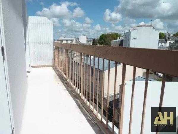 EXCLUSIVITÉ - BREST ST MARTIN - T1 DE 39 M2 EN PARFAIT ÉTAT - DALLE BÉTON - BALCON - PARKING COMMUN - RARE