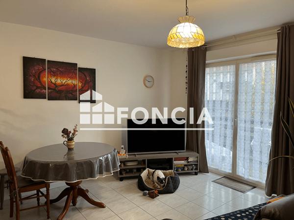 Location Appartement 2 pièces 44.5 m² - RUE PIERRETTE Jonzac 17500