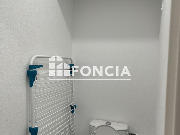 Location Appartement 2 pièces 44.5 m² - RUE PIERRETTE Jonzac 17500