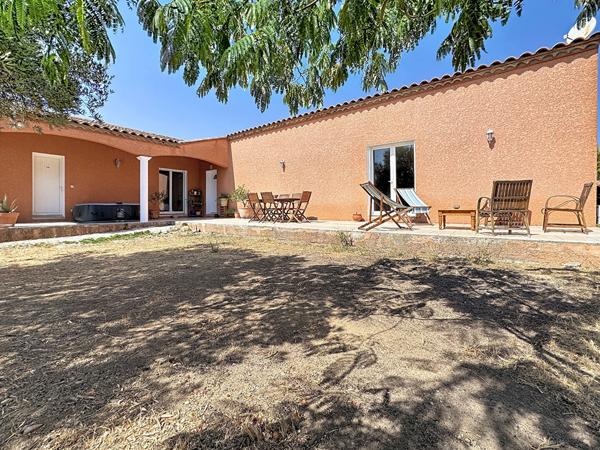 Paraza Maison 5 pièce(s) 149.41 m2 de plain-pied 4 faces sur 1292 m²