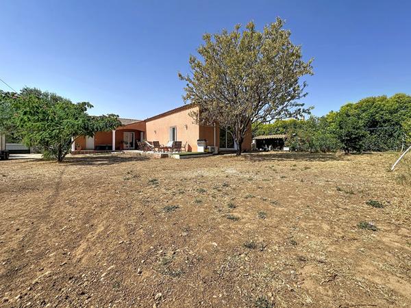 Paraza Maison 5 pièce(s) 149.41 m2 de plain-pied 4 faces sur 1292 m²