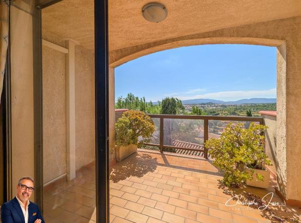 Maison avec vue exceptionnelle sur l'étang de Leucate, le Canigou