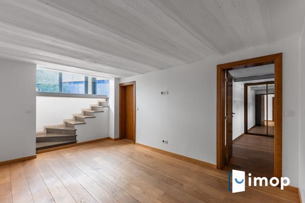 Esprit contemporain proche  place Rimini. 3 chambres