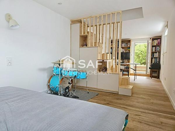 Maison familiale 4 chambres et un bureau entièrement rénovée au calme!