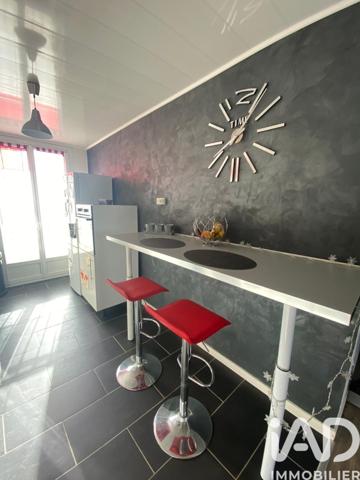 Location appartement 3 pièces 78 m² Tarascon