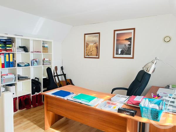 Maison à vendre  7 pièces - 203,98 m2 BU - 28