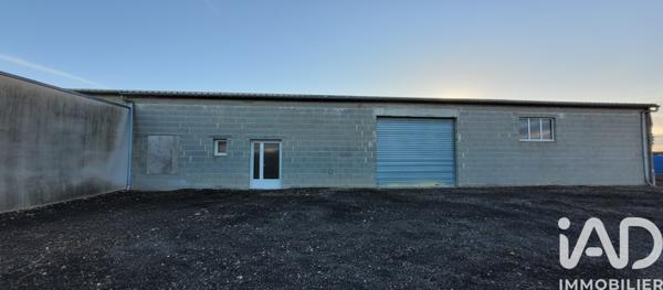 Parking à vendre 250 m² Saint-Jean-d'Angély