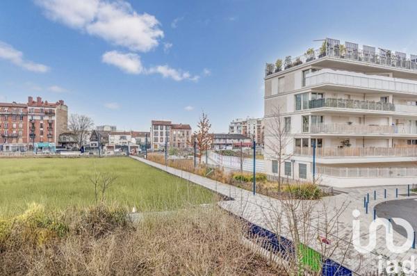 Appartement 4 pièces de 83 m² à Pantin (93500)