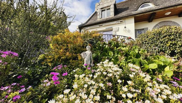 Maison avec vue mer exceptionnelle à Crozon