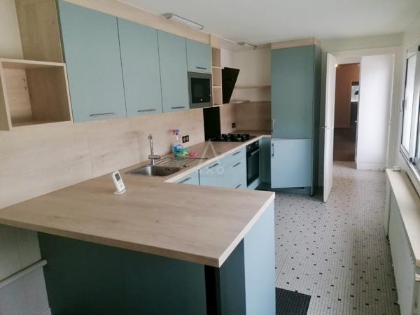 IMMEUBLE DE RAPPORT  CENTRE VILLE DANGOULÊME  EMPLACEMENT N°1