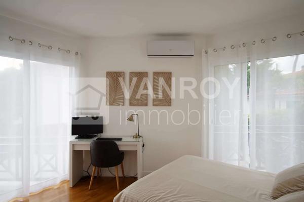 Nouveauté Arcachon – Abatilles / Villa contemporaine en très bon état