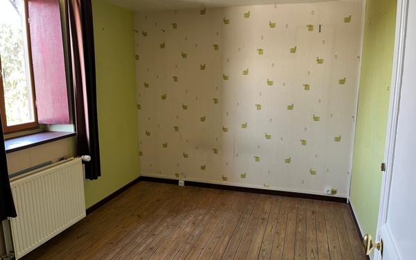 Maison à vendre    5 pièces •  Eu