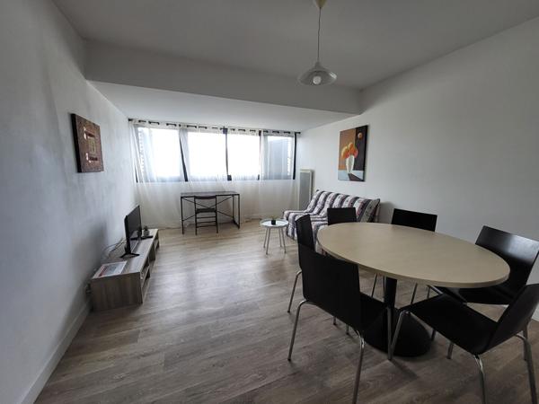 Appartement 2 pièces à louer Rochefort - 17300 / Réf: 2127