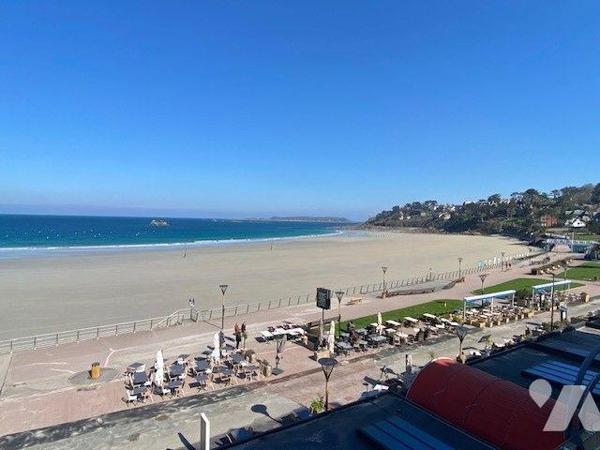A Vendre à Perros-Guirec (22700) en Côtes-d'Armor (22), Vue sur mer, un appartement de 74 m² de...