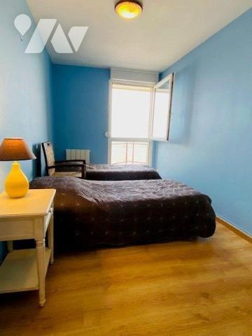 A Vendre à Perros-Guirec (22700) en Côtes-d'Armor (22), Vue sur mer, un appartement de 74 m² de...