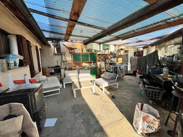 Propriete à vendre 3 pièces CARROS (06)