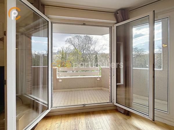 Vente Appartement105 m² - 5 Pièces - LE KREMLIN BICETRE (94270)