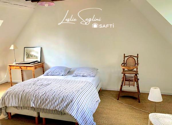 Demeure de charme bien rénovée et sa dépendance