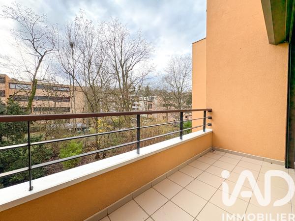 Location appartement 3 pièces 68 m² Massy