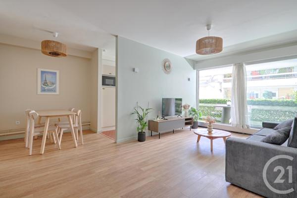 Appartement F3 à vendre  3 pièces - 71 m2 PARIS - 75007