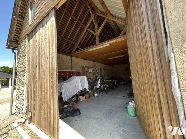 Maison de campagne, dépendances, terrain