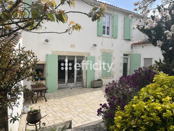 Maison 10 pièces - 235 m²